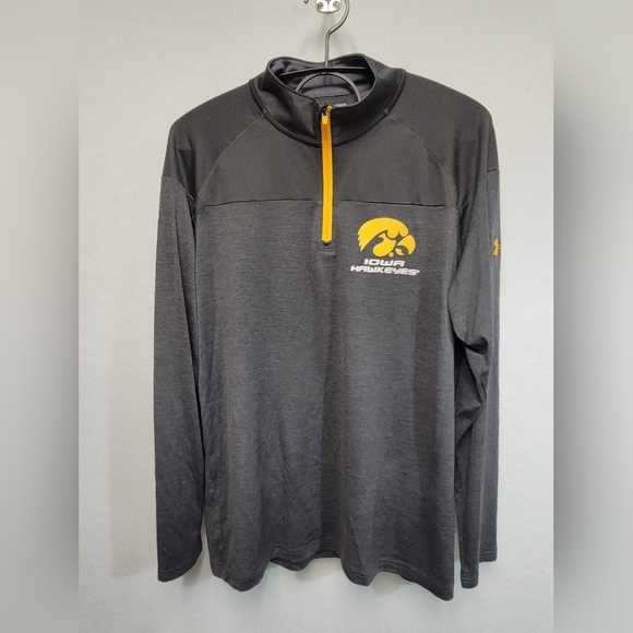 Under Armour University Of Iows 1/4 Zip Long Sleeve Heatgear Loose Fit Size Lg - Picture 1 of 7